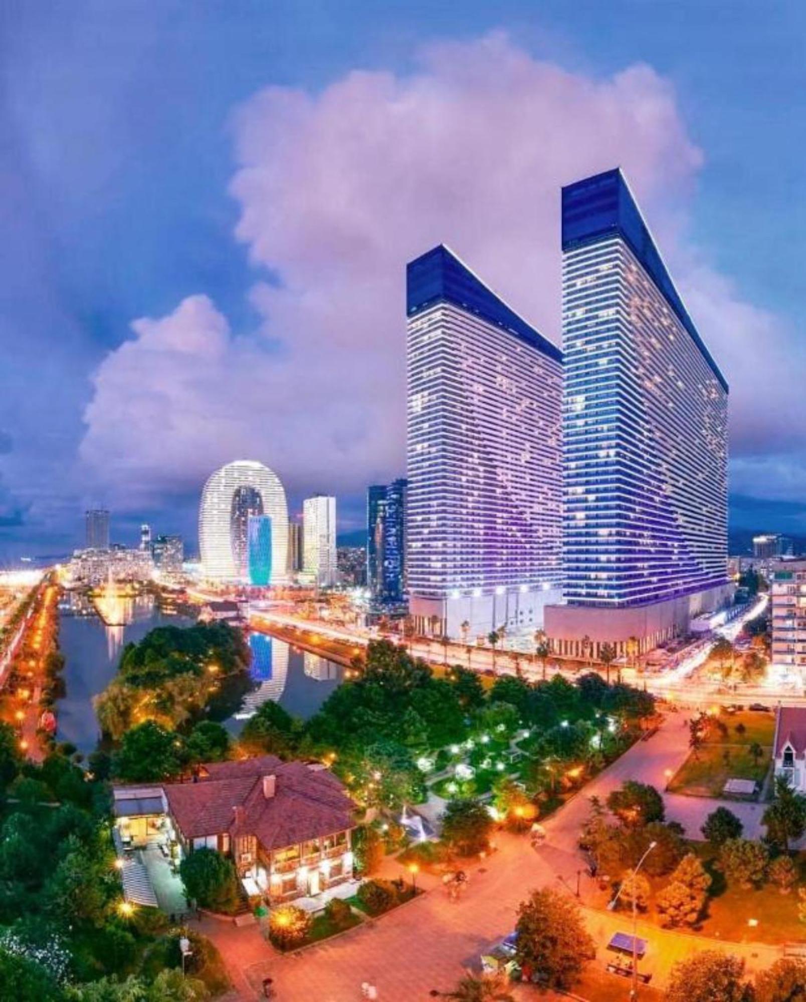 דירות באטומי Orbi City Panorama Vip מראה חיצוני תמונה